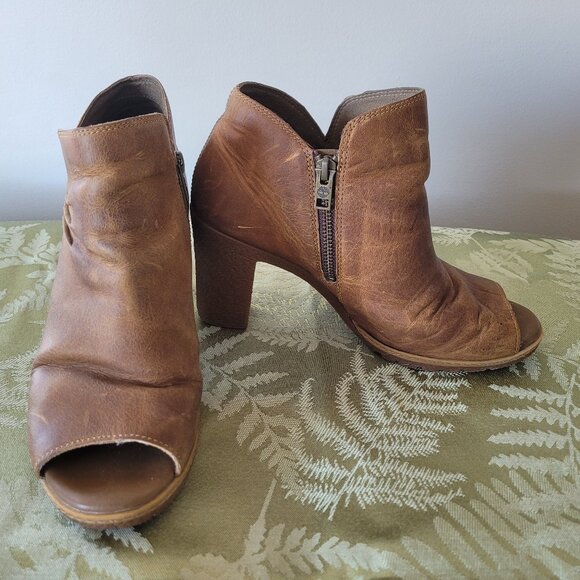 Timberland Peeptoe Ankle Bootie - Picture 1 of 8